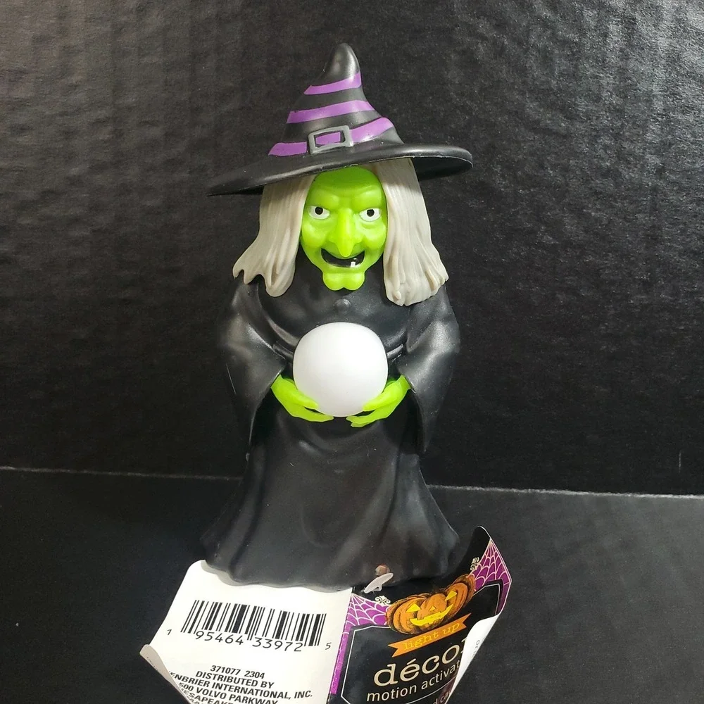 Halloween Witch Cackling Light Up Flash Motion Sensor Plastic Blow Mold 6